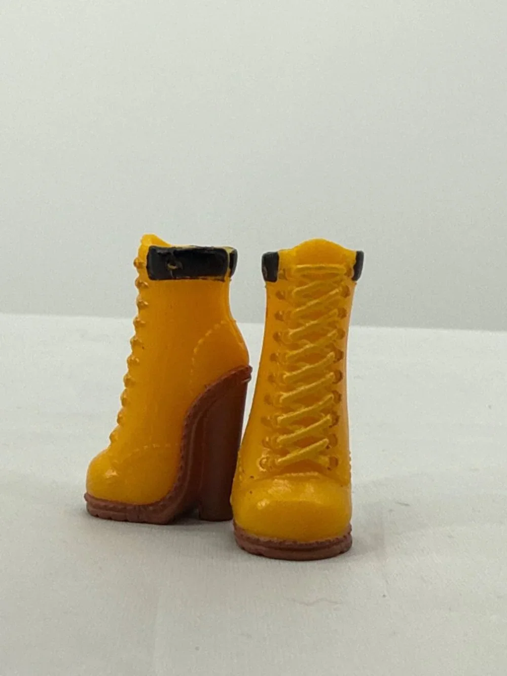LOL Surprise OMG Swag Doll Shoes Yellow Construction Platform Wedge Boots